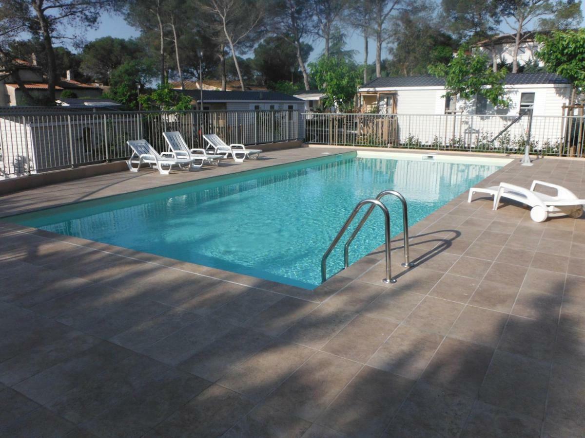 Camping l'Eléphant Saint-Raphaël Esterno foto